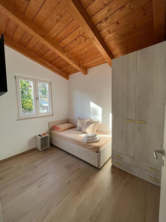 Case Vacanze La Quercia マリーナ・ディ・カメロータ エクステリア 写真