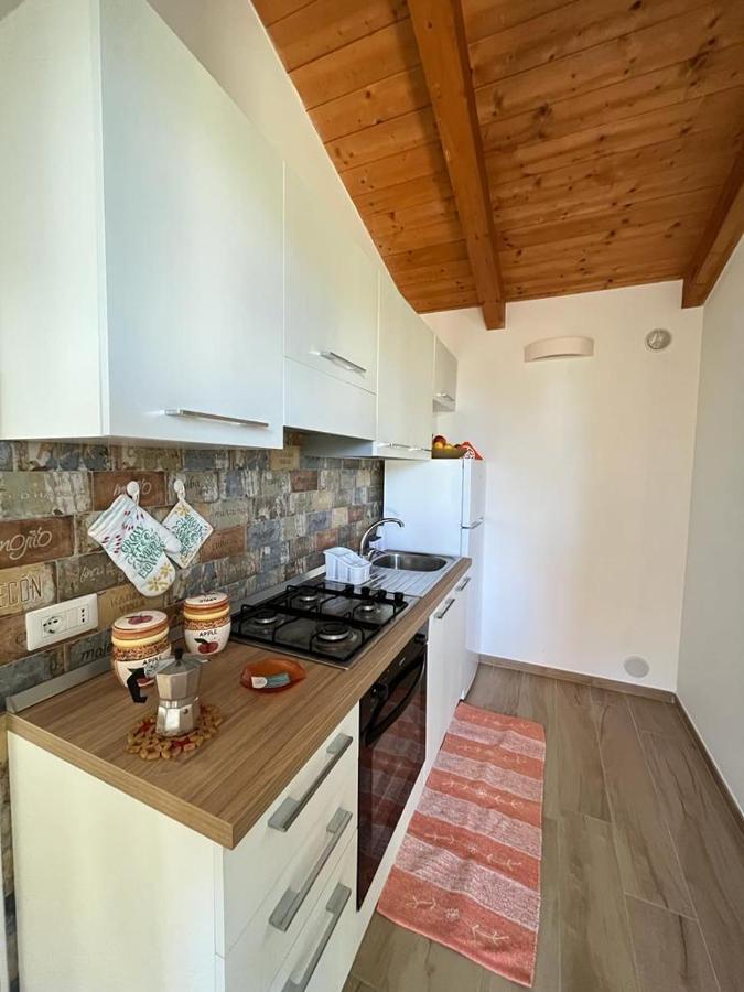 Case Vacanze La Quercia マリーナ・ディ・カメロータ エクステリア 写真